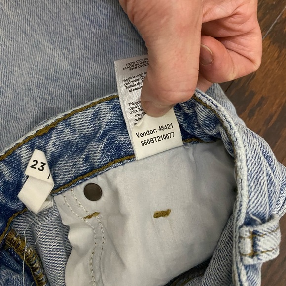 PacSun 90s Boyfriend Jeans, Size 23, Light Indigo Blue, 100% Cotton - Picture 13 of 14